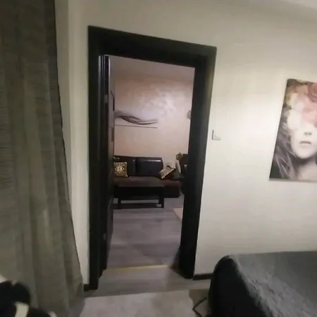 Apartment Mone