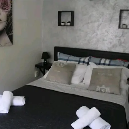 Apartment Mone *